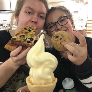 Meet your Posher, Tessa